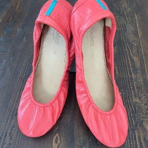 Classic Poppy Tieks EUC size 10
